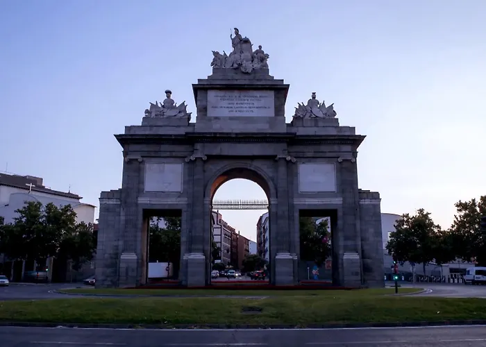 Hotel Puerta De Toledo Madrid